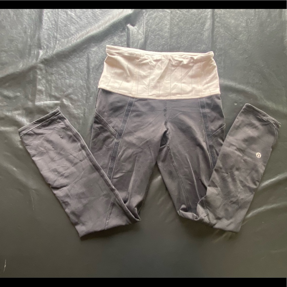 lululemon athletica Black and Cream Leggings